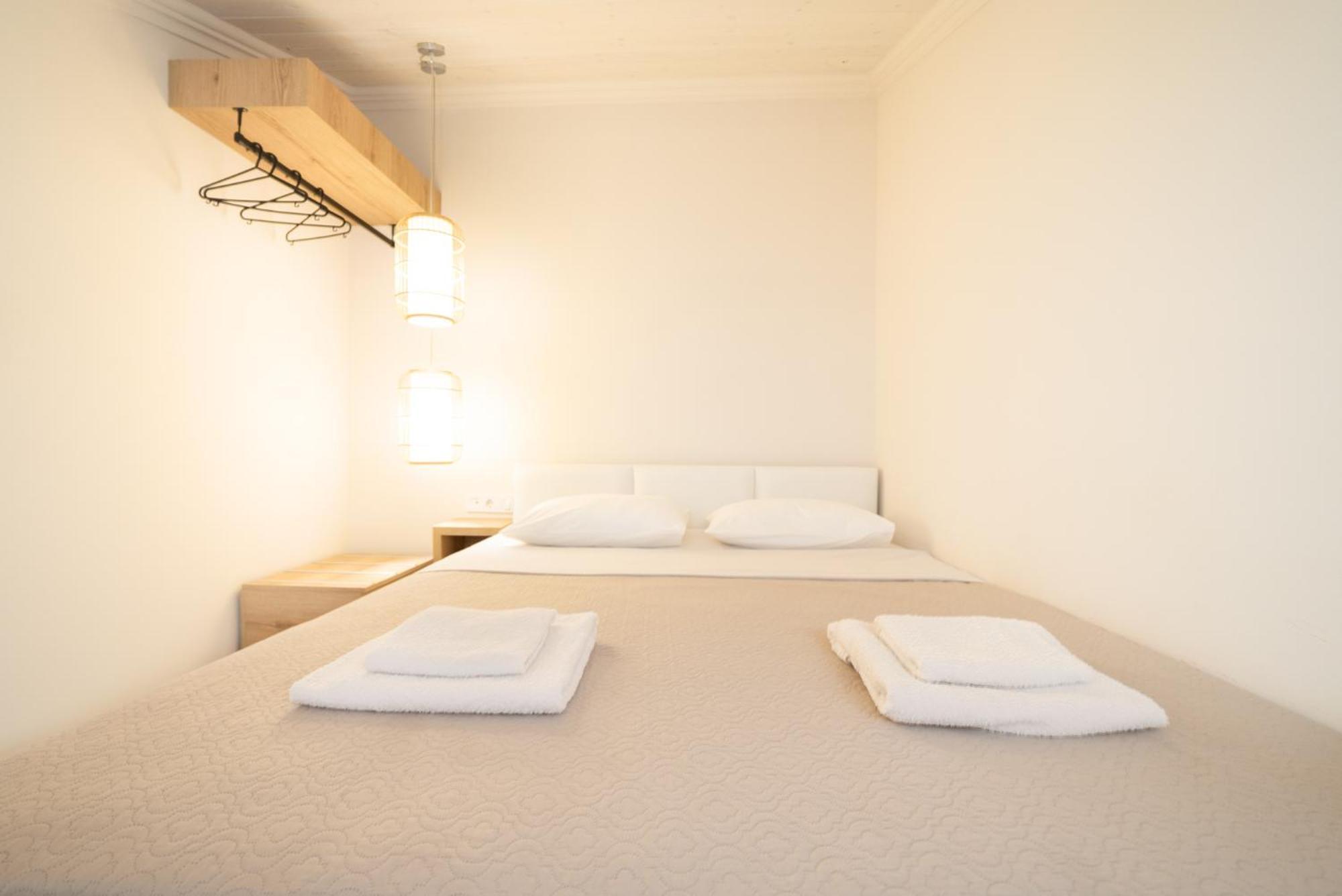Mystery Suites And Apartments Neoi Poroi Exterior photo