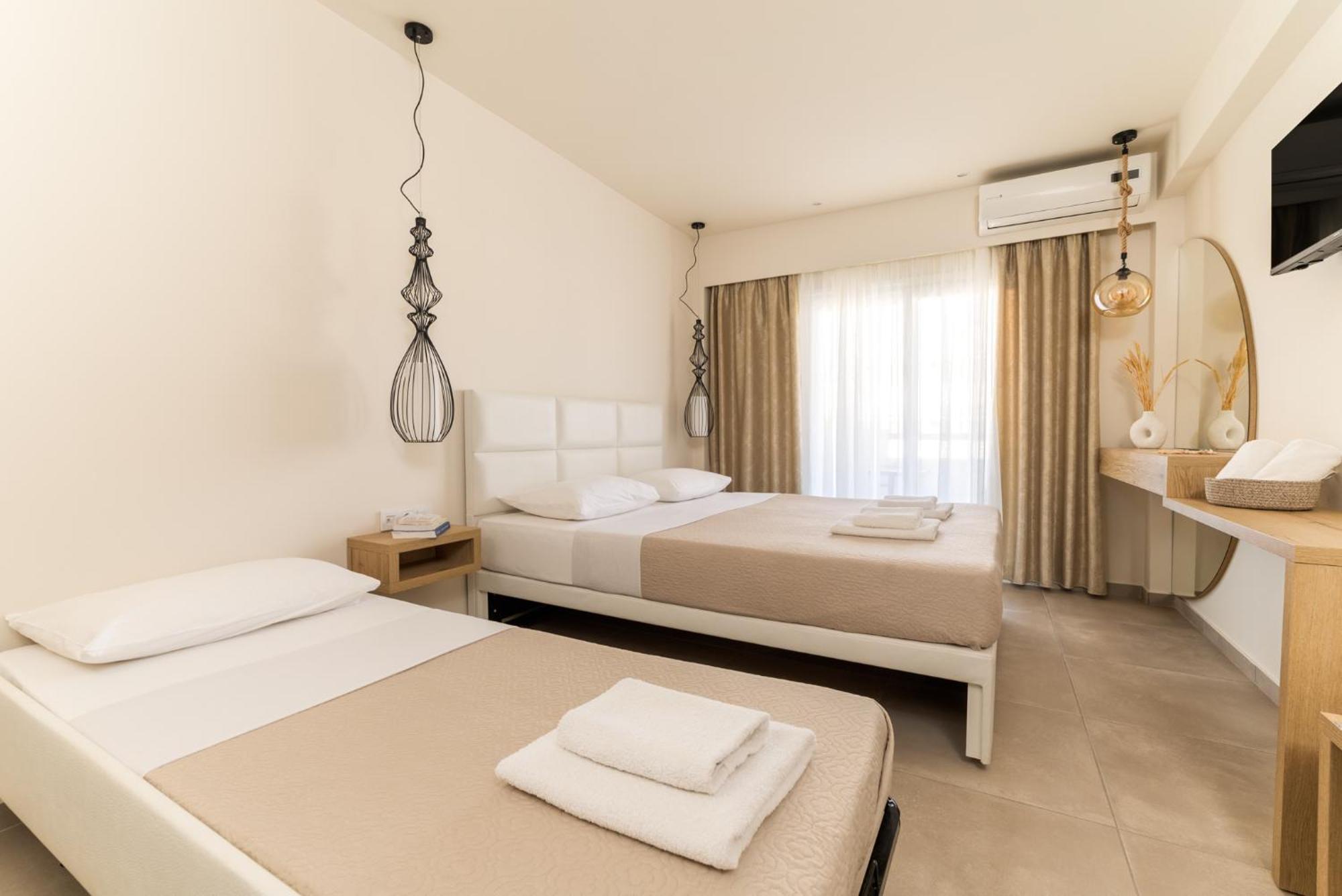 Mystery Suites And Apartments Neoi Poroi Exterior photo